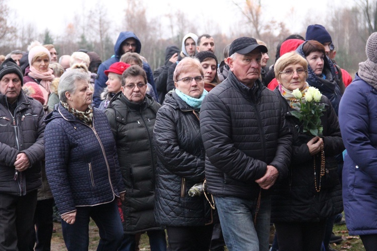 Droga krzyżowa szlakiem męczeństwa bł. Karoliny