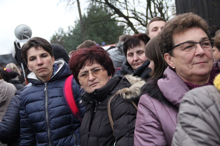 Droga krzyżowa szlakiem męczeństwa bł. Karoliny