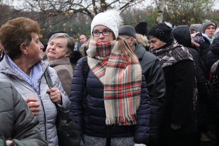 Droga krzyżowa szlakiem męczeństwa bł. Karoliny