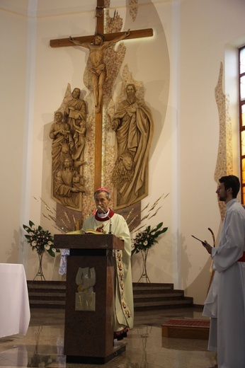 Poświęcenie organów i witraży w Mielcu-Rzochowie