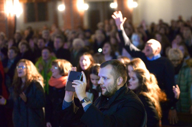 Koncert księży u św. Rafała w Radomiu