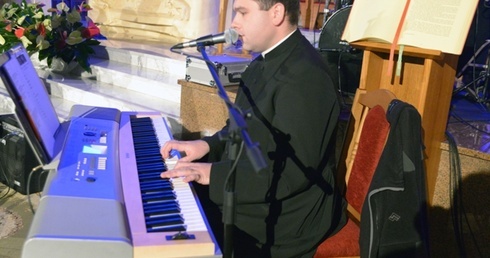 Koncert księży u św. Rafała w Radomiu
