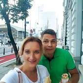 Marta  i Sebastian  Kaniowie są małżeństwem  od półtora roku. Mieszkają  i pracują  w Olsztynie. 