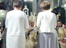 ▲	Po tej uroczystości zaślubione Jezusowi są w diecezji płockiej trzy panie.