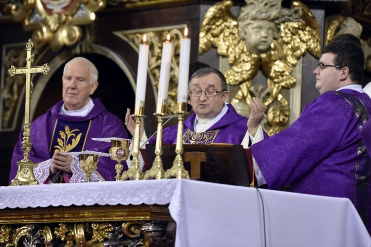 Uroczystości pogrzebowe ks. Stefana Gudzowskiego