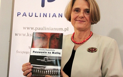 – To opowieść o sile polskiej tożsamości, która sprawia, że naród jest  nie do pokonania – mówi autorka.