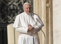Papież: udział w mszy jest jak pójście na Kalwarię, to nie spektakl