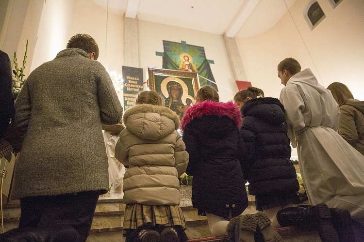 Ona ma władzę miłości. Jasnogórska Ikona w Otwocku na Ługach