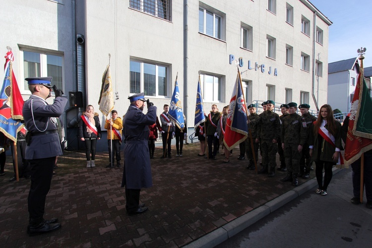 Odsłonięcie tablicy pamiątkowej w Łowiczu