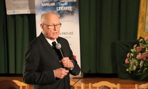 Prof. Andrzej Radzikowski