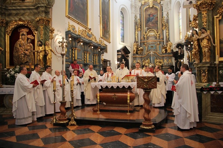 Święcenia diakonatu w katedrze łowickiej