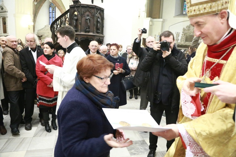 Wręczenie medali "Dei Regno Servire"