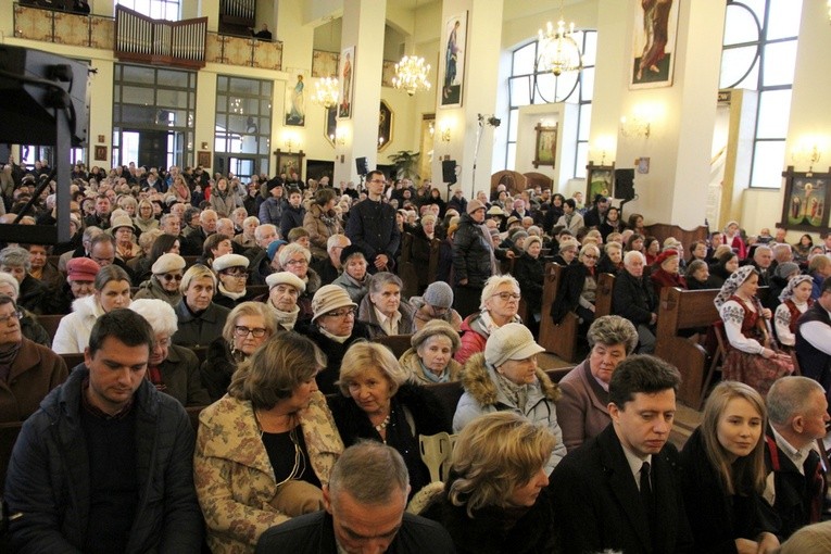 Wprowadzenie relikwii św. Szarbela