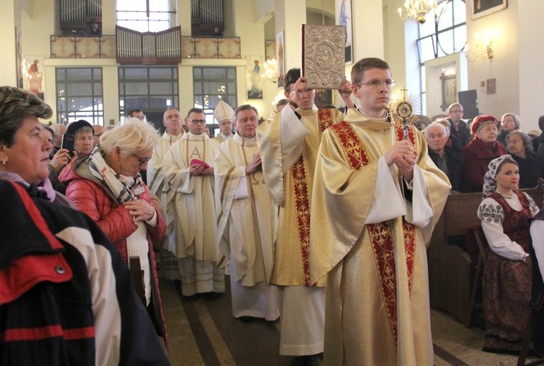 Wprowadzenie relikwii św. Szarbela
