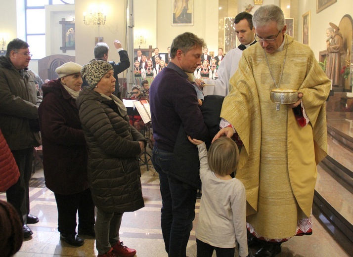 Wprowadzenie relikwii św. Szarbela