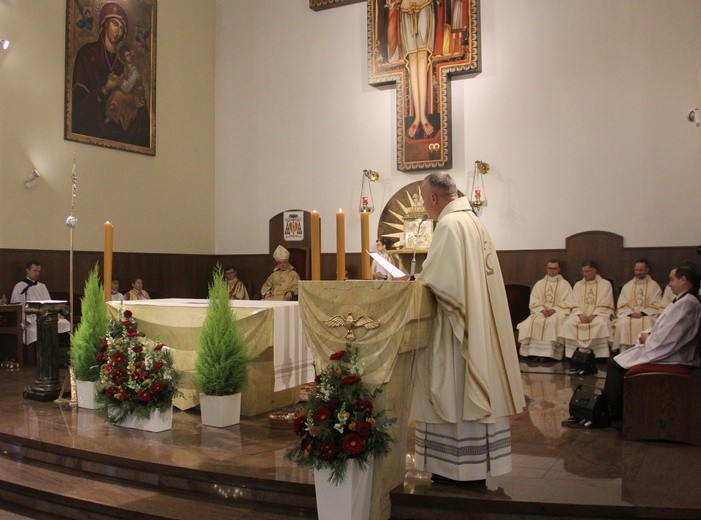 Wprowadzenie relikwii św. Szarbela
