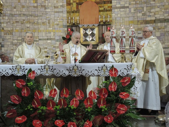 Złoty jubileusz parafii w Żywcu-Sporyszu