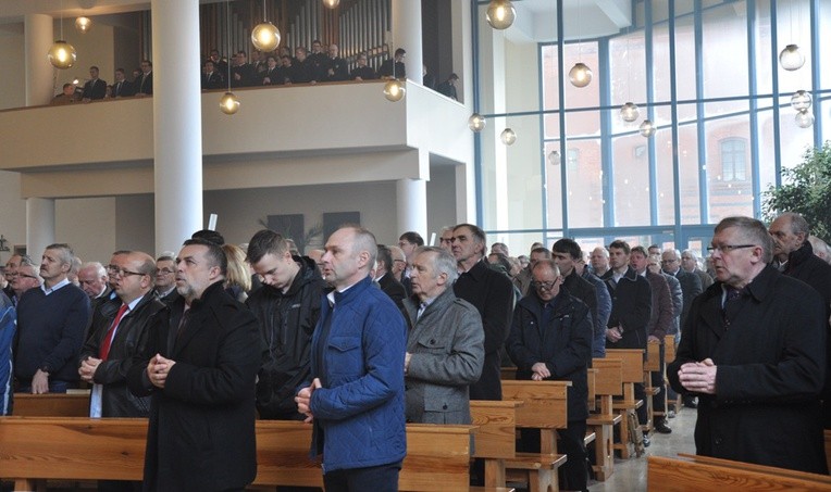 Dzień skupienia szafarzy Komunii św. w Opolu