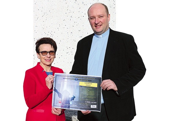 ▲	Ks. Konrad Wójcik i Jadwiga Kazana zapraszają do udziału w adwentowym dniu skupienia.