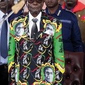 Robert Mugabe doprowadził swój kraj  do ruiny. 21 listopada oddał władzę.