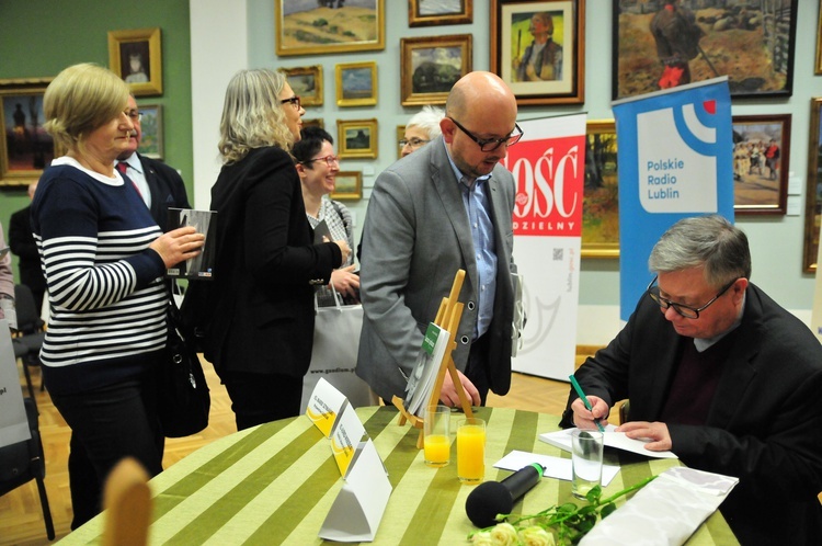 W Muzeum na Zamku odbyła się promocja najnowszej książki ks. prof. Alfreda M. Wierzbickiego