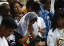 Papież dostrzegł rany wszystkich Birmańczyków
