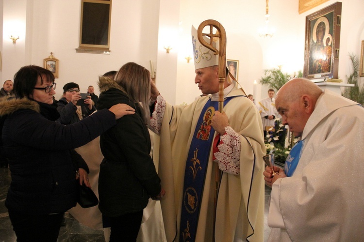 Zakręt. Bierzmowanie przy Madonnie