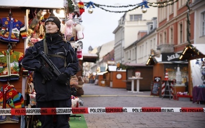 Ewakuacja jarmarku w Poczdamie. Policja znalazła ładunek wybuchowy