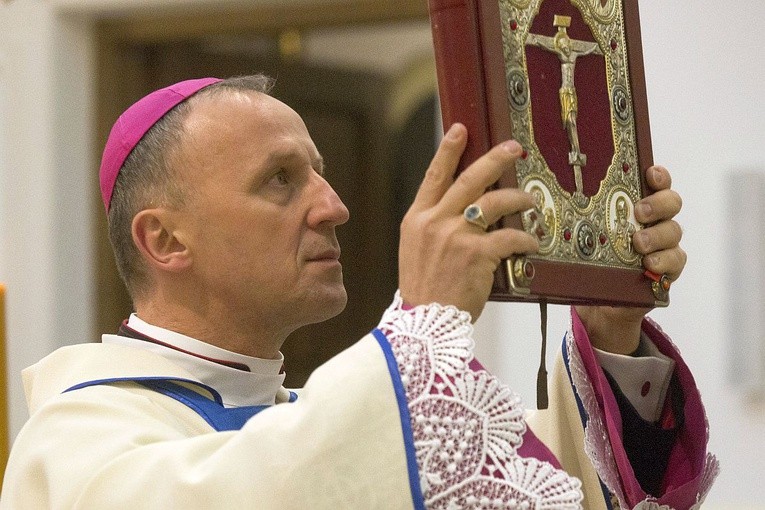 Długa Kościelna: Matka Boża w świątyni swojej Mamy