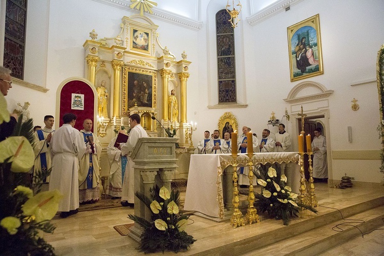 Długa Kościelna: Matka Boża w świątyni swojej Mamy