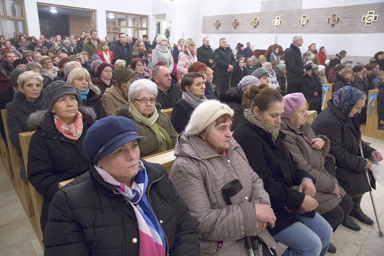 Korona dla Maryi w Halinowie