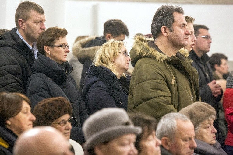 Korona dla Maryi w Halinowie