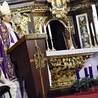 Liturgii nieszporów I Niedzieli Adwentu przewodniczył bp Adam Bałabuch
