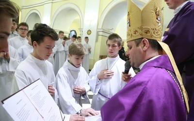 Bądźcie dumni z białej alby