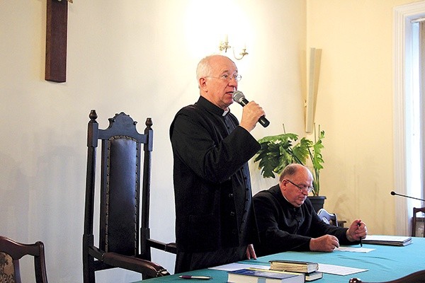 Bp Andrzej F. Dziuba zapewnia, że rada nie ograniczy autonomii poszczególnych wspólnot.