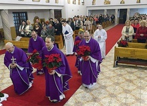 Konferencję i adorację Najświętszego Sakramentu dopełniła Eucharystia w kaplicy radomskiego seminarium.