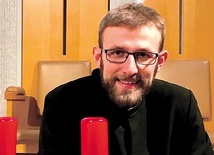 – Dajmy sobie czas, żeby w Adwencie usłyszeć Boga – zachęca ks. Kamil Leszczyński SDS.