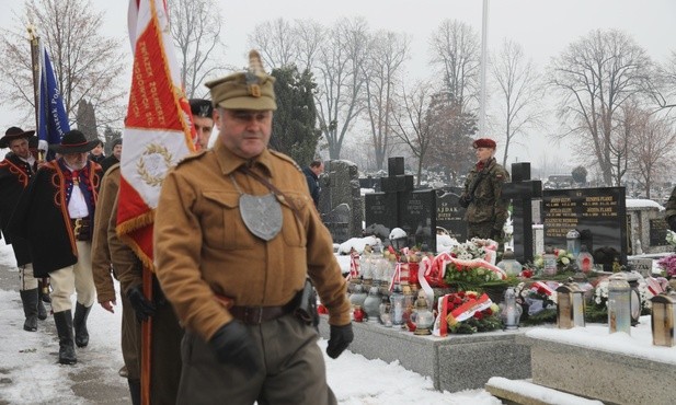 Uroczystości nad grobem "Bartka"