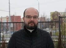Ks. Damian Dorot jest doktorantem w Instytucie Liturgiki i Homiletyki na Wydziale Teologii KUL