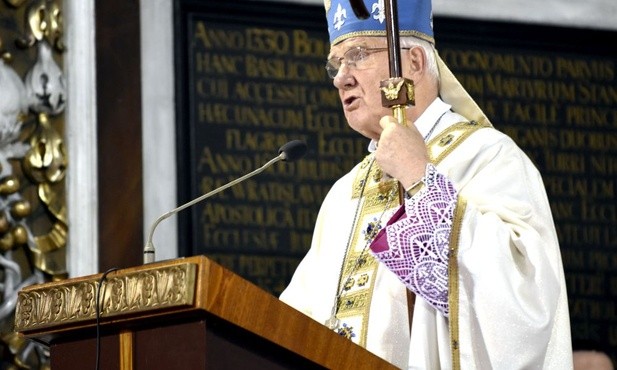 bp Ignacy Dec w czasie homilii obłóczynowej 8 grudnia 2017 r.