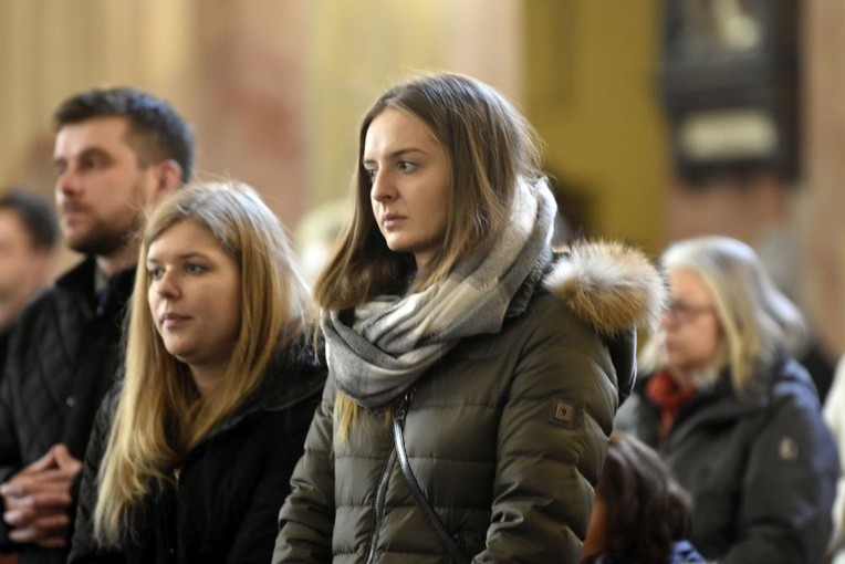 Przyjęcie stroju duchownego przez alumnów III roku