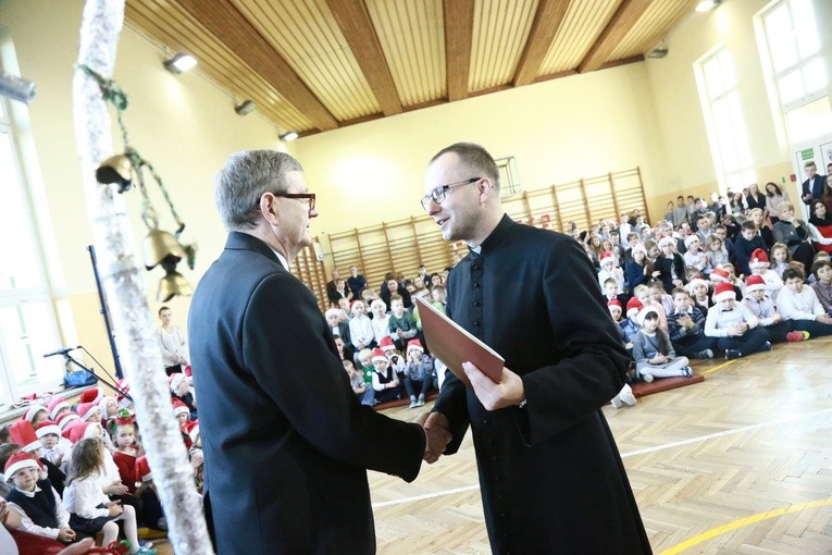 Szkolne Koło Caritas w Pustkowie