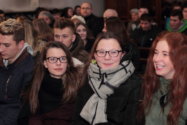Adwentowe Czuwanie Młodych w Złocieńcu
