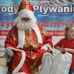 Św. Mikołaj z pływakami w Szczyrku