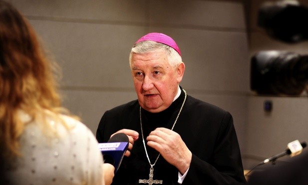 Bp Romuald Kamiński: Trzeba obudzić tego mocarza