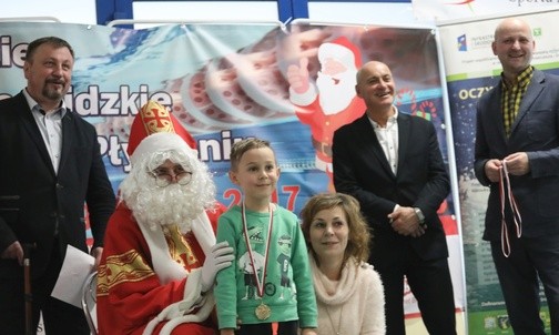 Eurobeskidy ze św. Mikołajem na... basenie