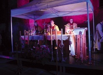 Początki kościoła pw. św. Mikołaja datowane są na lata 30. XIII w.