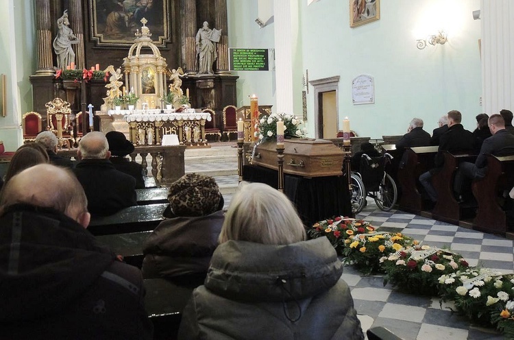 Ostatnie pożegnanie śp. dr. Tadeusza Niwińskiego