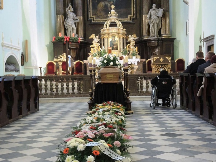 Ostatnie pożegnanie śp. dr. Tadeusza Niwińskiego