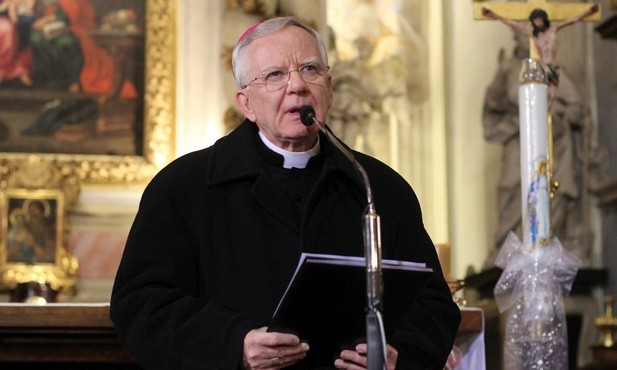 Abp Jędraszewski: Rozwój społeczeństwa zależy od rodziny